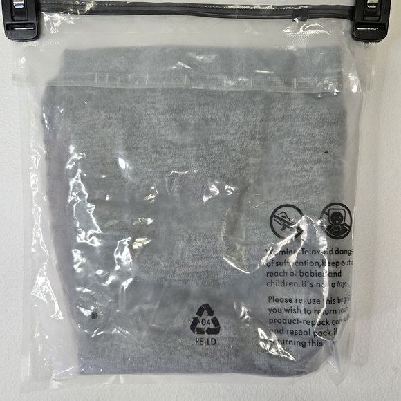 Shein Gray Crew Neck Long Sleeve Lightweight Sweater Sz L - Picture 5 of 10